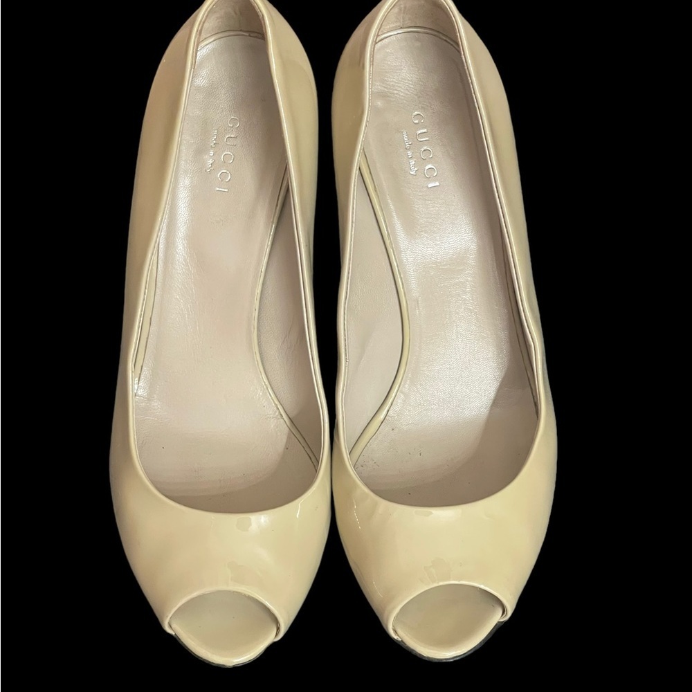 Gucci Bamboo Accent Patent Leather Pumps size  39.5 (9.5) - Picture 2 of 14